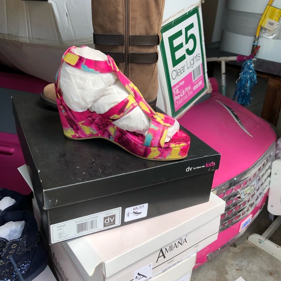 New children shoes - Picture 1 of 5